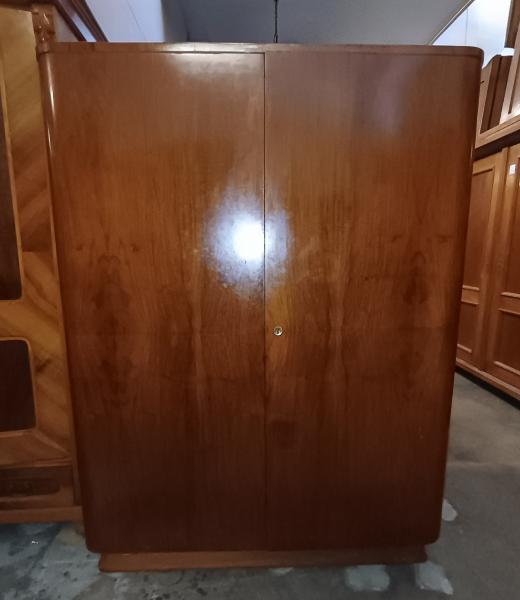 Stodola.cz - Skříň