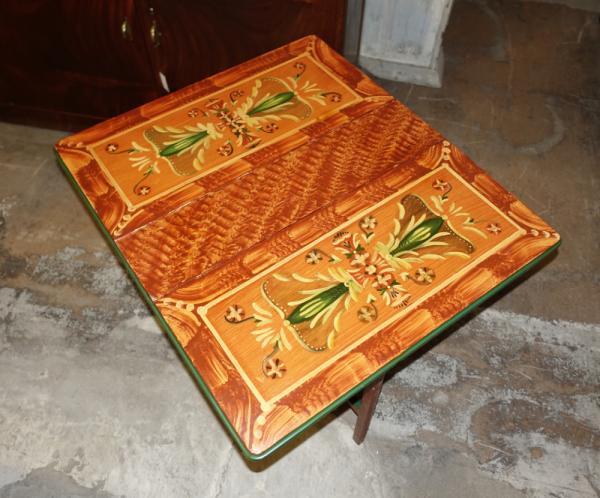 Stodola.cz - Painted folding table
