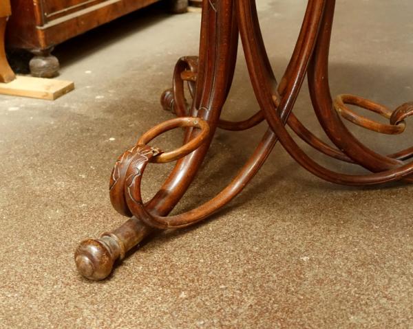 Stodola.cz - Květinový stolek